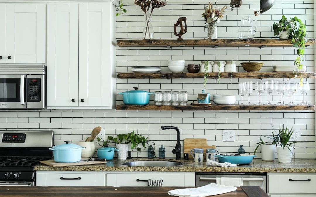 8 Kitchen Cleaning Tips for New Homeowners
