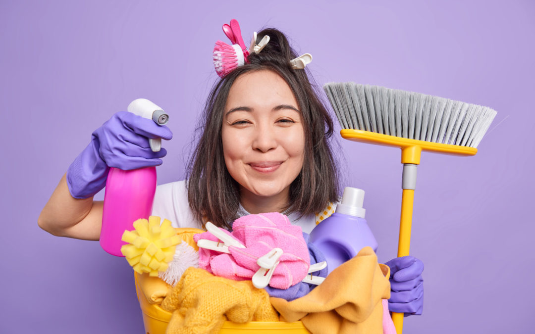 Tidying Up: How to Keep a Clean House Between Professional Visits